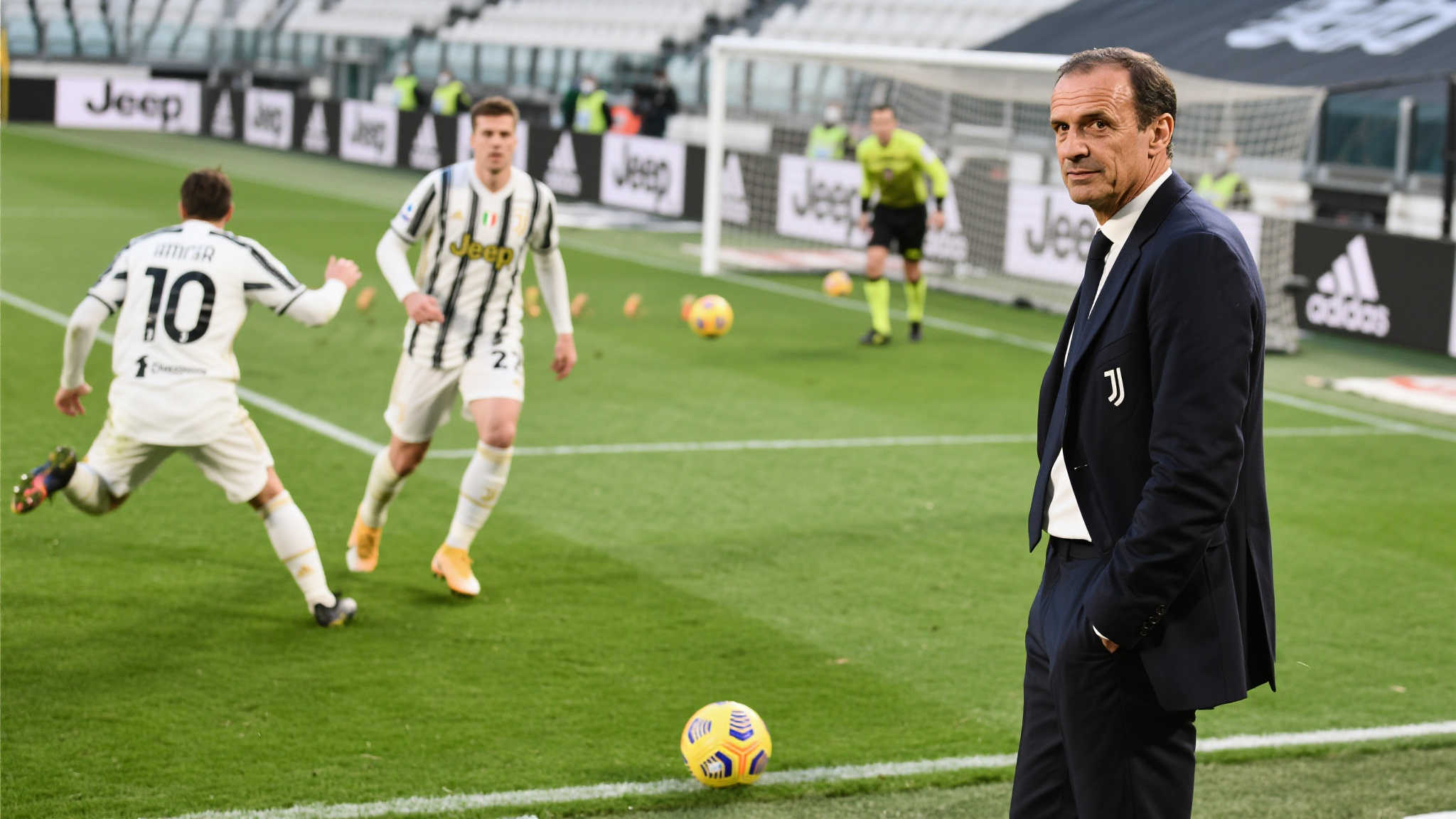 陌生!尤文过去4场比赛狂轰14球,与此前14场总进球数相同 阿莱格里作为经验丰富的战术大师,他开始尝试新阵型以